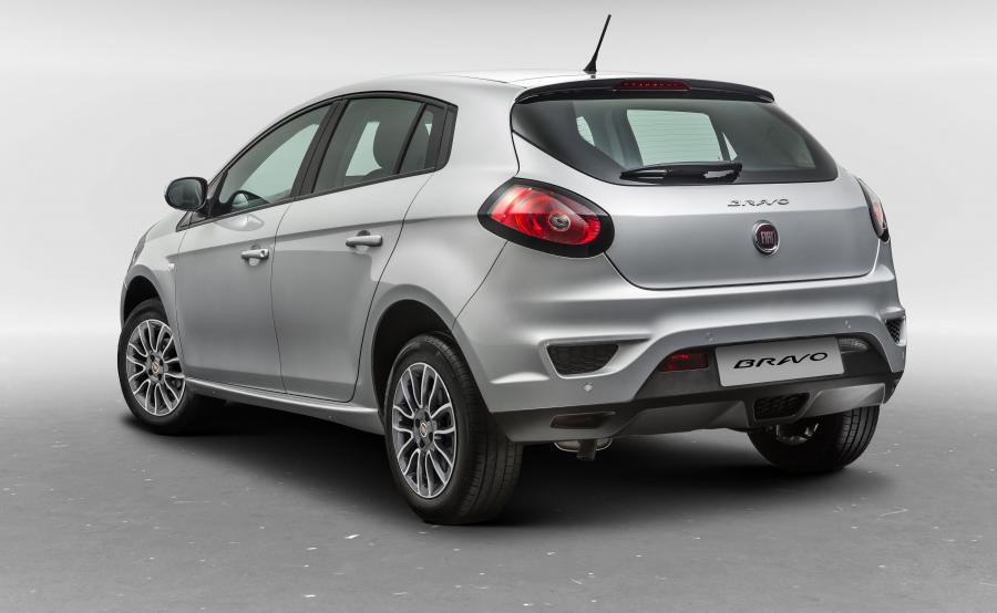  Fiat Bravo Essence 2015 года  (фото 2 из 13)